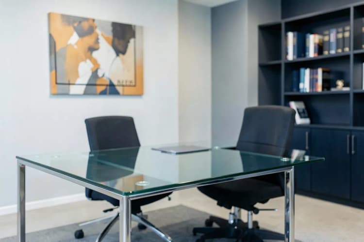 Como Defesa Criminal Empresarial e Crimes Financeiros pode ajudar